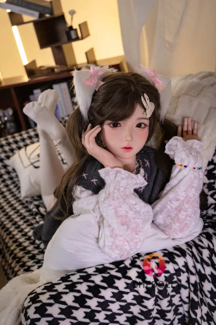Boneka Anime Silikon XI XI 145cm